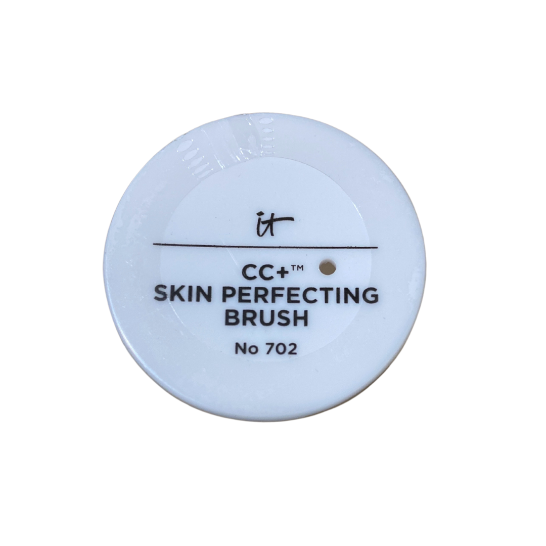 It Cosmetics Heavenly Skin CC+ Skin Perfecting Brush 702