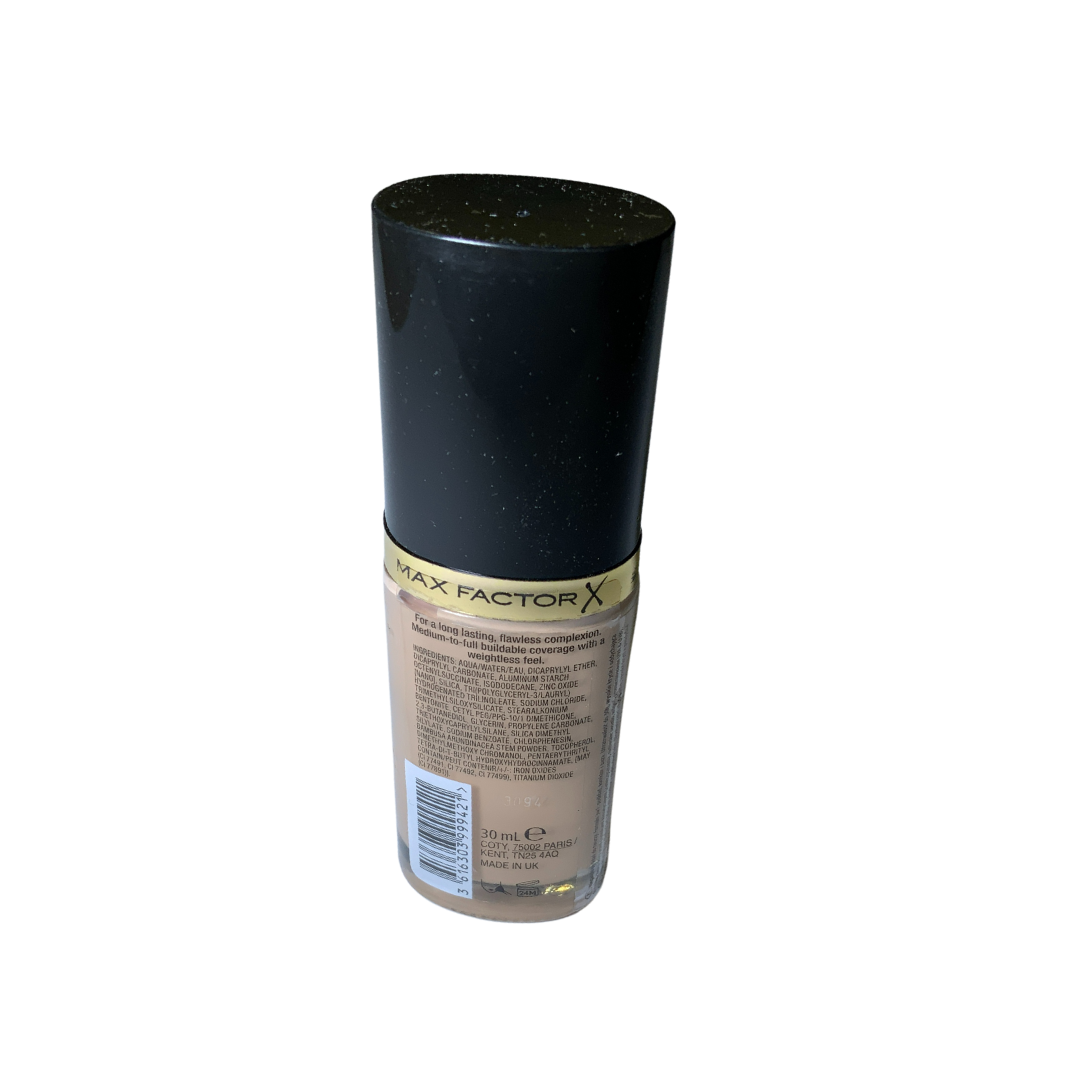 Max Factor Facefinity Flawless Liquid Foundation SPF 20-44 Warm Ivory 1 oz